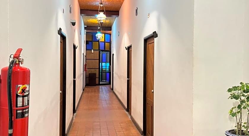 Jing Jit Hotel