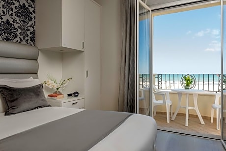 Deluxe Double Room with Sea View
