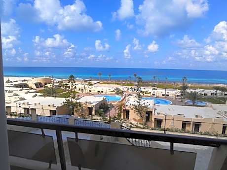 Family Room (2 Adults) with Sea View