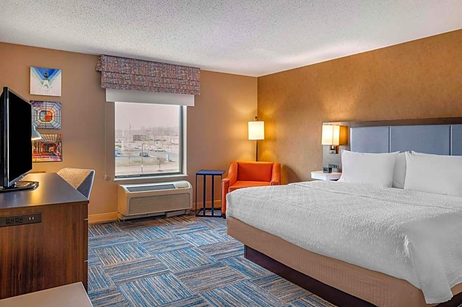 Hampton Inn By Hilton Greenfield, In