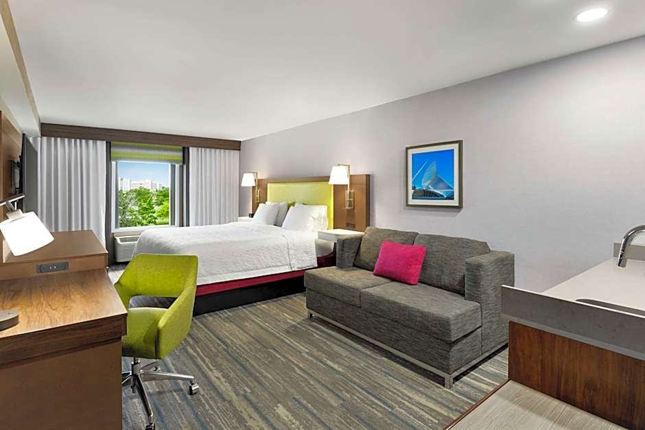 Hampton Inn By Hilton Milwaukee/Brookfield
