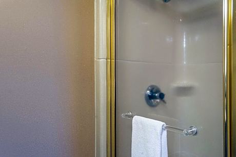 Double Room with Two Double Beds - Non-Smoking