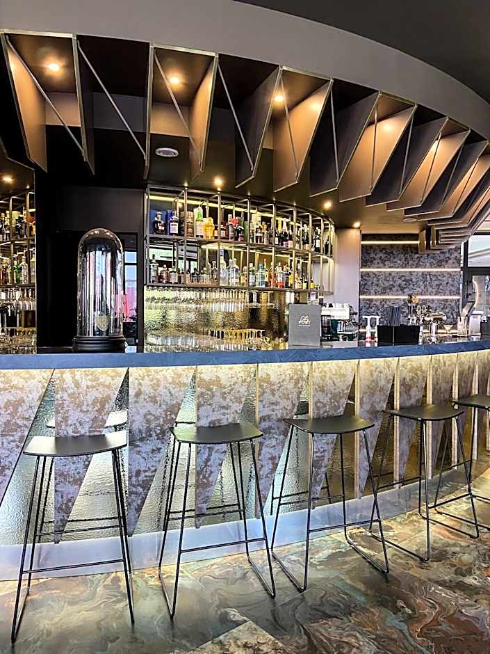 CONTI HOTEL VILNIUS, Conference Centre, Restaurant & Bar