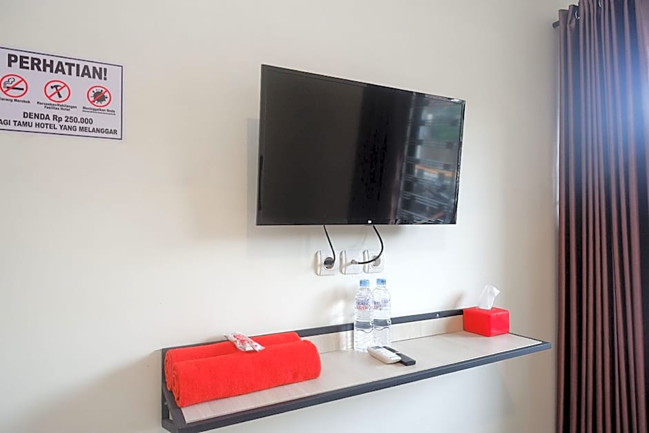 RedDoorz Syariah near RS Soeradji Pemuda Klaten