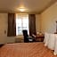 Cloverdale Wine Country Inn & Suites