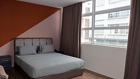 Deluxe Family Room for 3 People