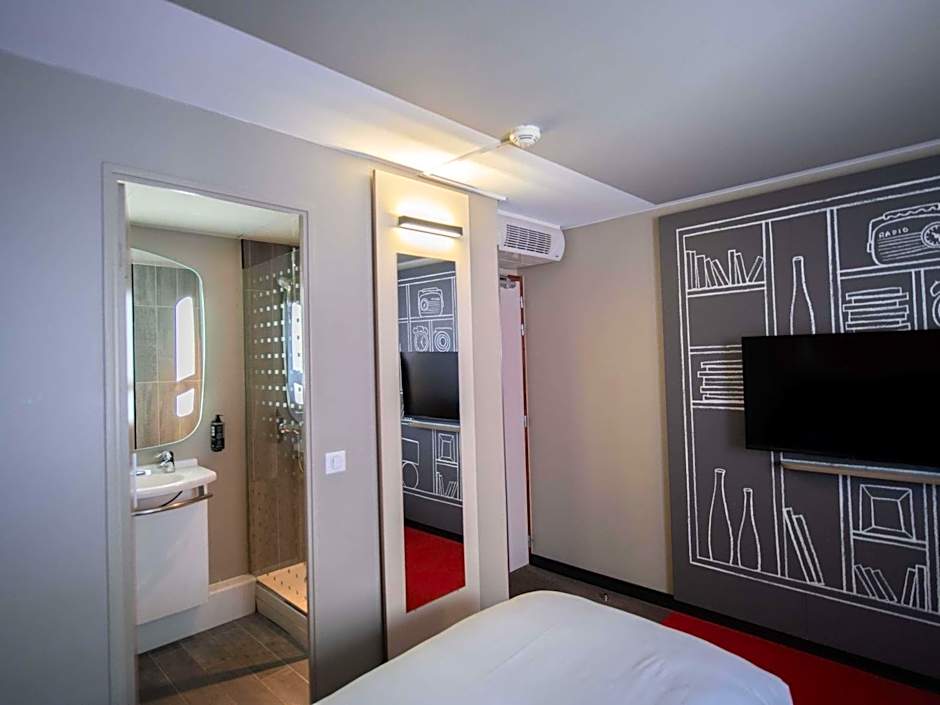 ibis Paris Canal Saint Martin