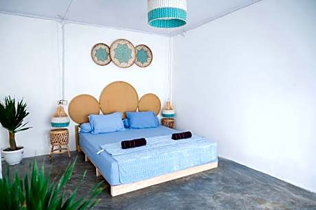 Deluxe Double Room with Balcony and Sea View