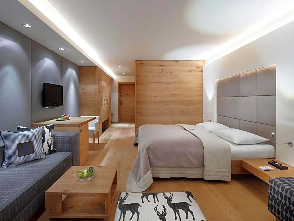 Schwarzer Adler Kitzbuhel - Adults Only