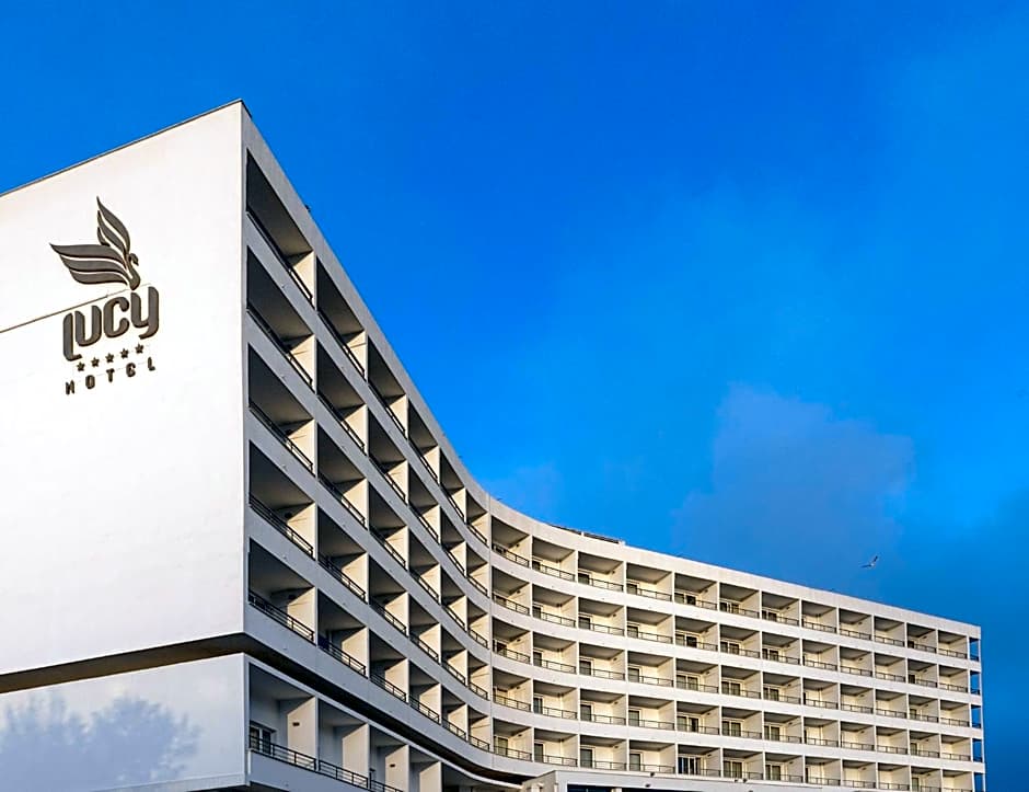 Lucy Hotel