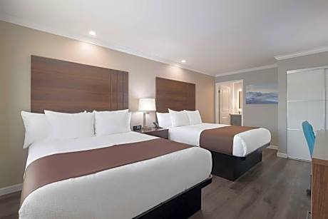 Queen Room with Two Queen Beds