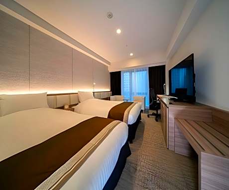 Annex Superior Twin Room for 3 People - Non-Smoking