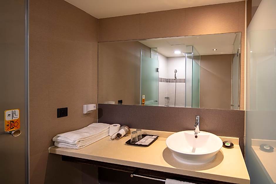 RICH & FREE HOTEL-Kaifeng 