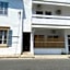 Past or Tail hostel