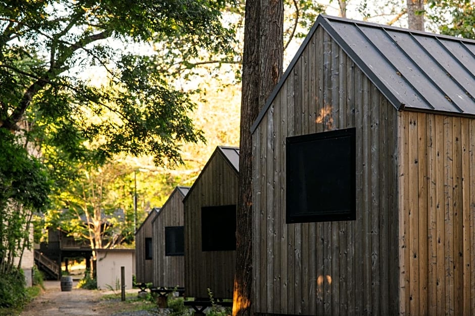 Johnson's Beach Cabins and Campground