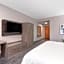 Holiday Inn Express Hotel And Suites Columbus Edinburgh By IHG