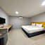 Fine Bed Hotel