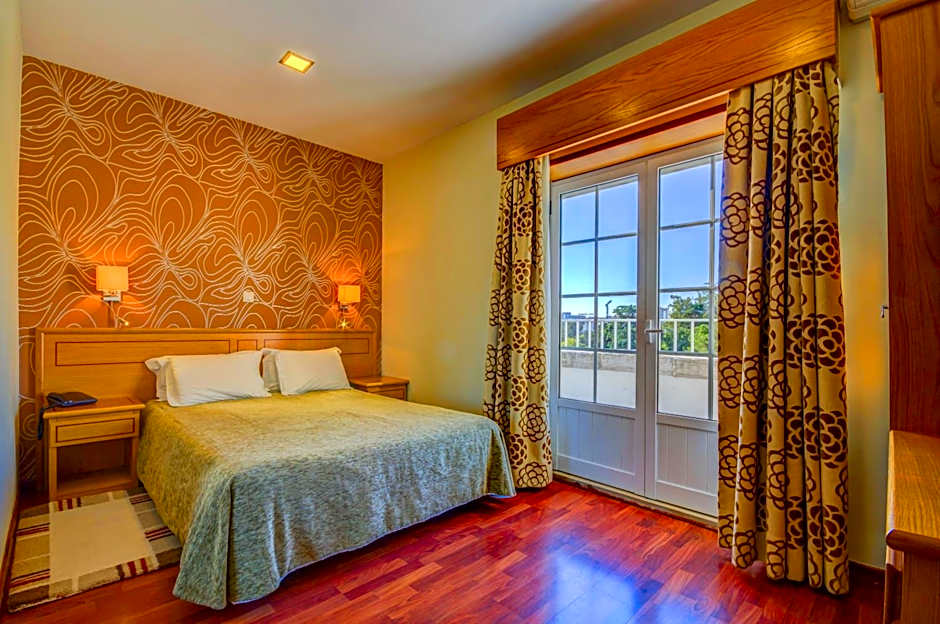 Avenida Park Residence