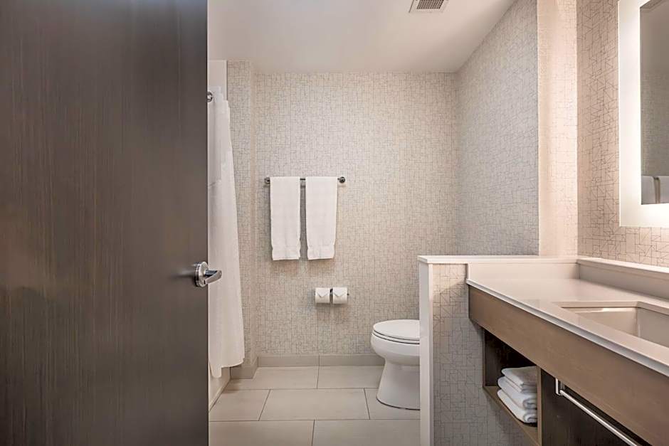 Holiday Inn Express & Suites Welland By IHG