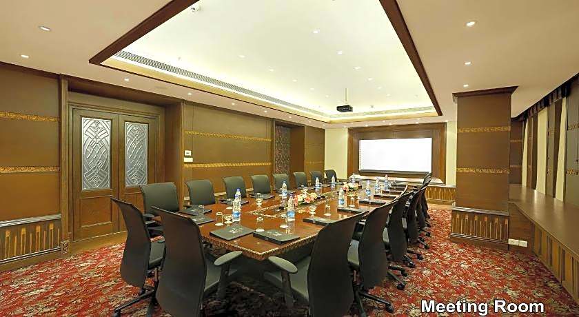 Mayfair Convention Hotel