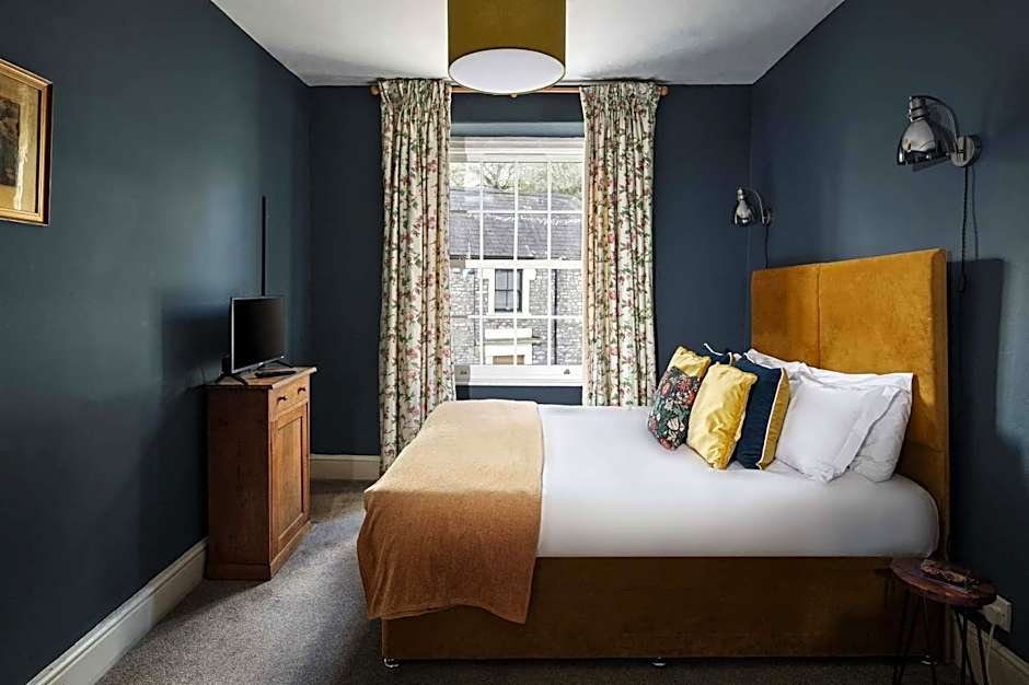 The Oakhill Inn