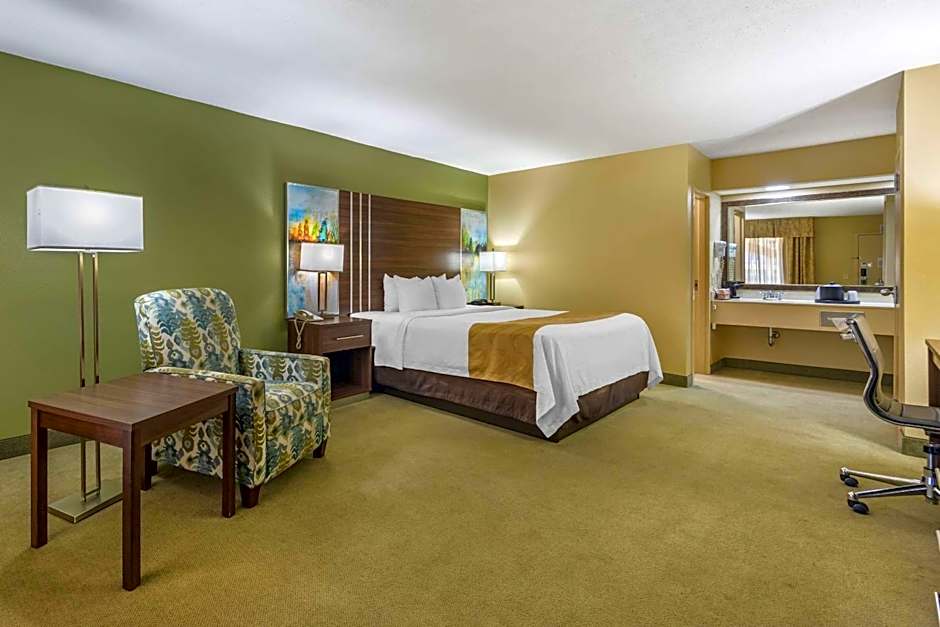 Quality Inn Paris