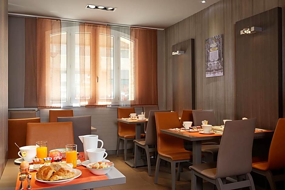 HOTEL BEAUGRENELLE SAINT CHARLES TOUR EIFFEL