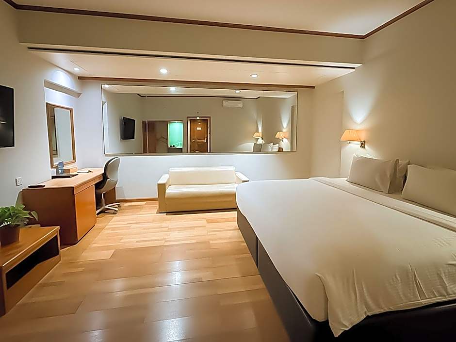 The Hills Nagoya Batam