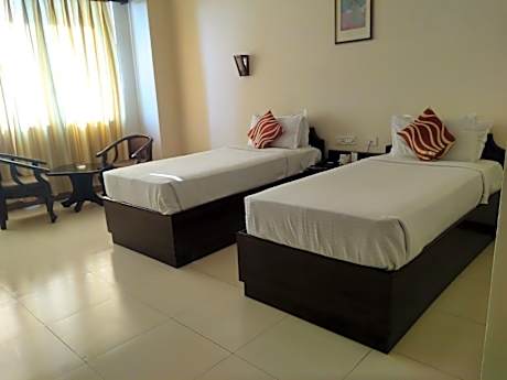 Hotel Rudra Continental