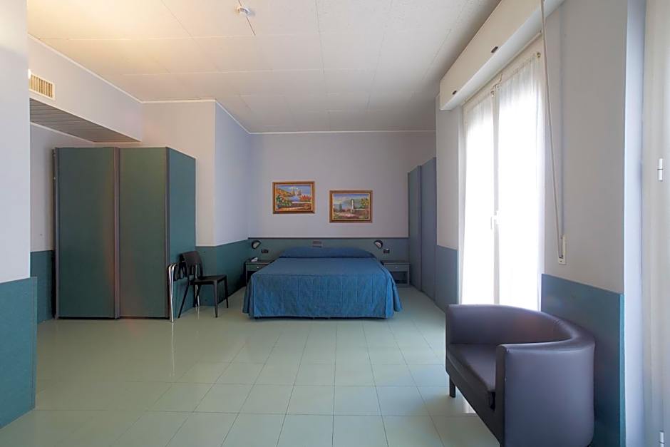 Hotel Tirreno