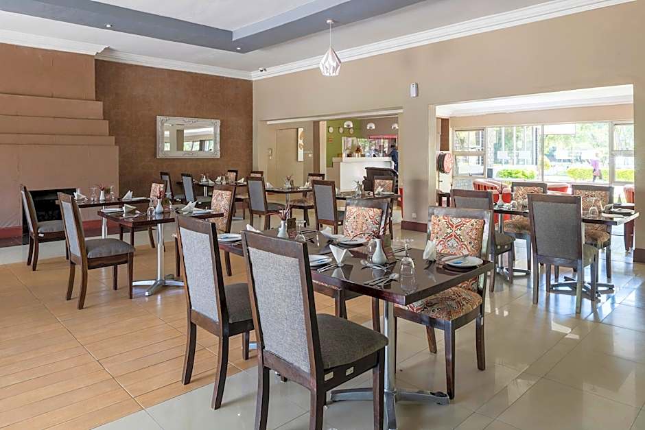 Kadoma Hotel & Conference Centre