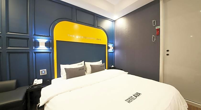 Premium Ava Hotel