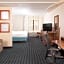 Fairfield Inn & Suites by Marriott Atlanta Airport South/Sullivan Road