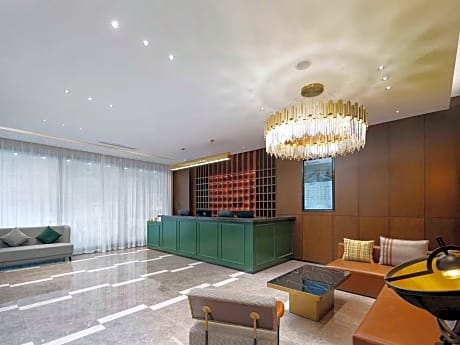 City Comfort Premier Hotel Wuhan Chuhehan Street Hongshan Road Metro Station