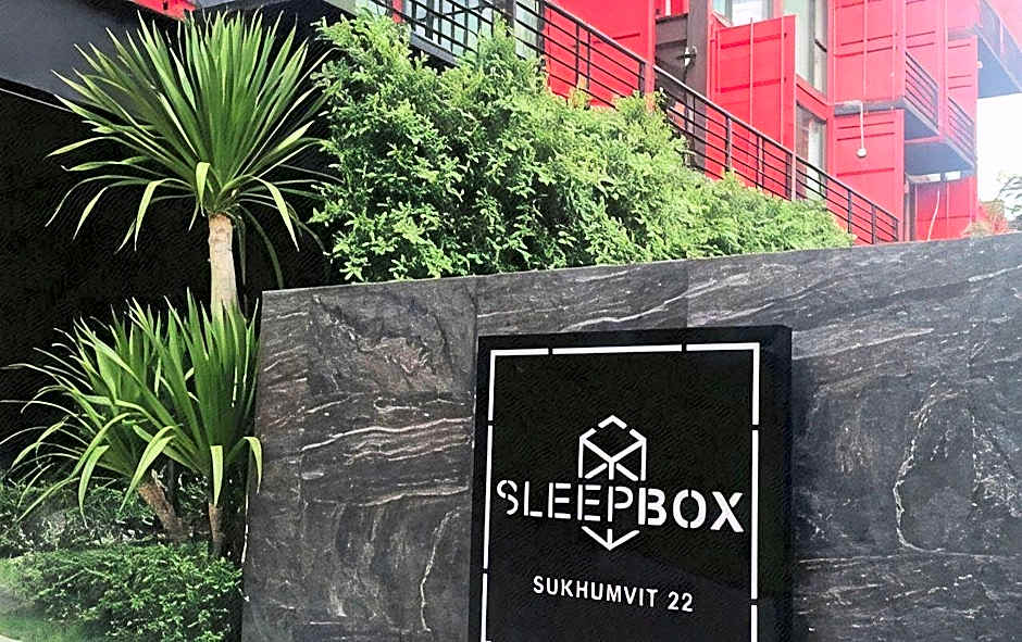 Sleepbox Sukhumvit 22