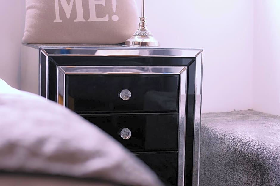 Haven House Rooms, Barry