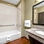 La Quinta Inn & Suites by Wyndham Boutte