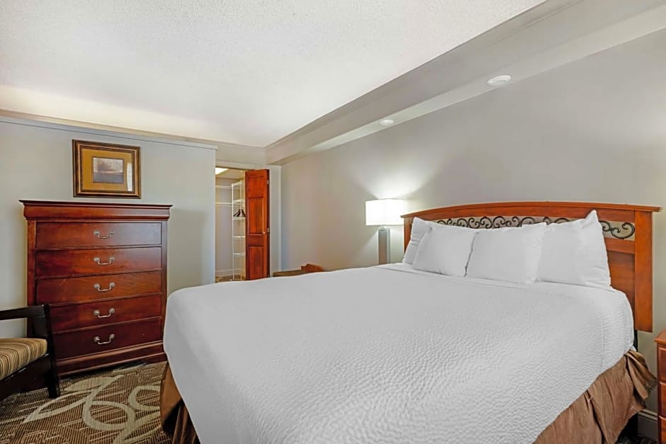 Best Western Plus Mid Nebraska Inn & Suites