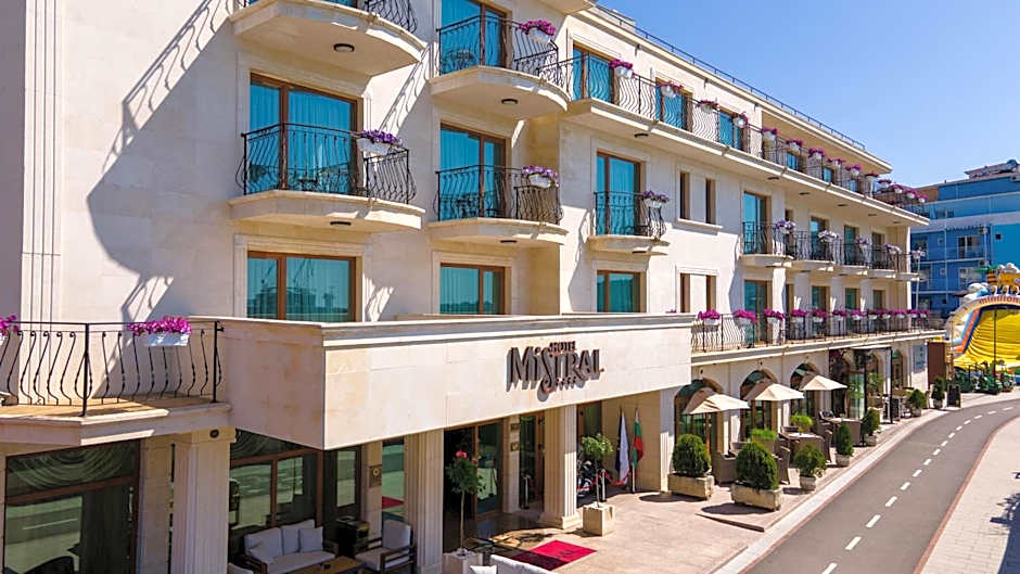 Mistral Balchik