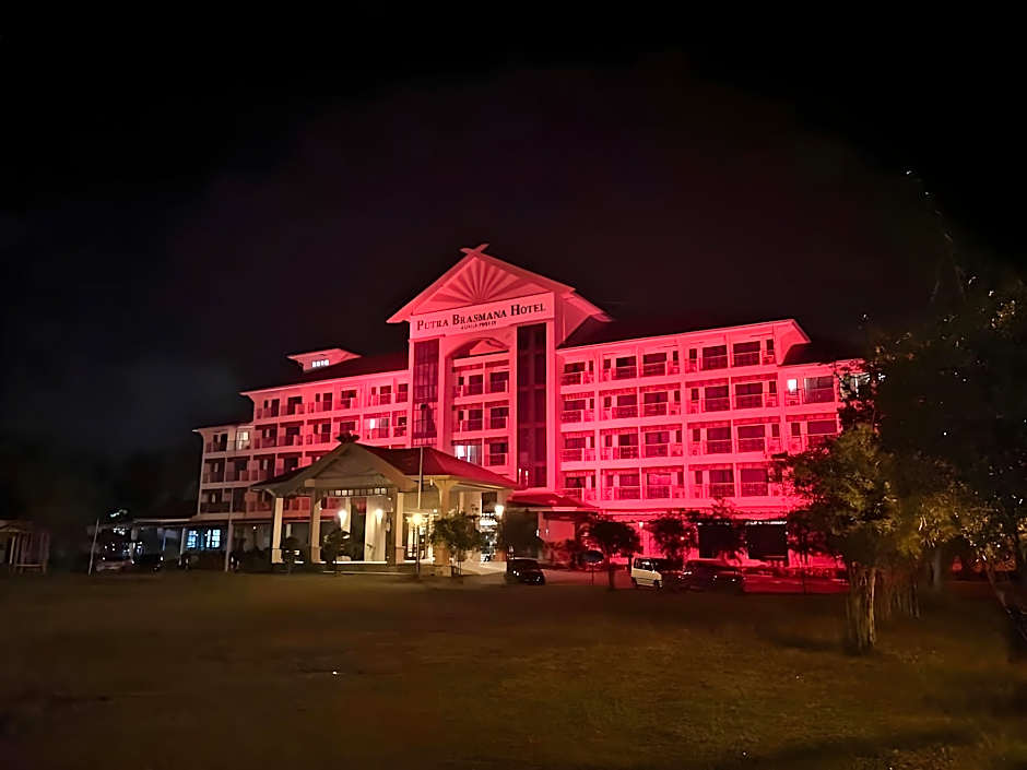 Putra Brasmana Hotel