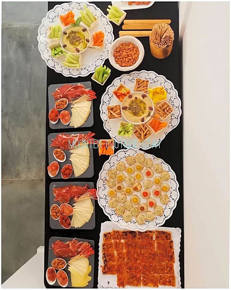 MOONTEN Boutique Stay