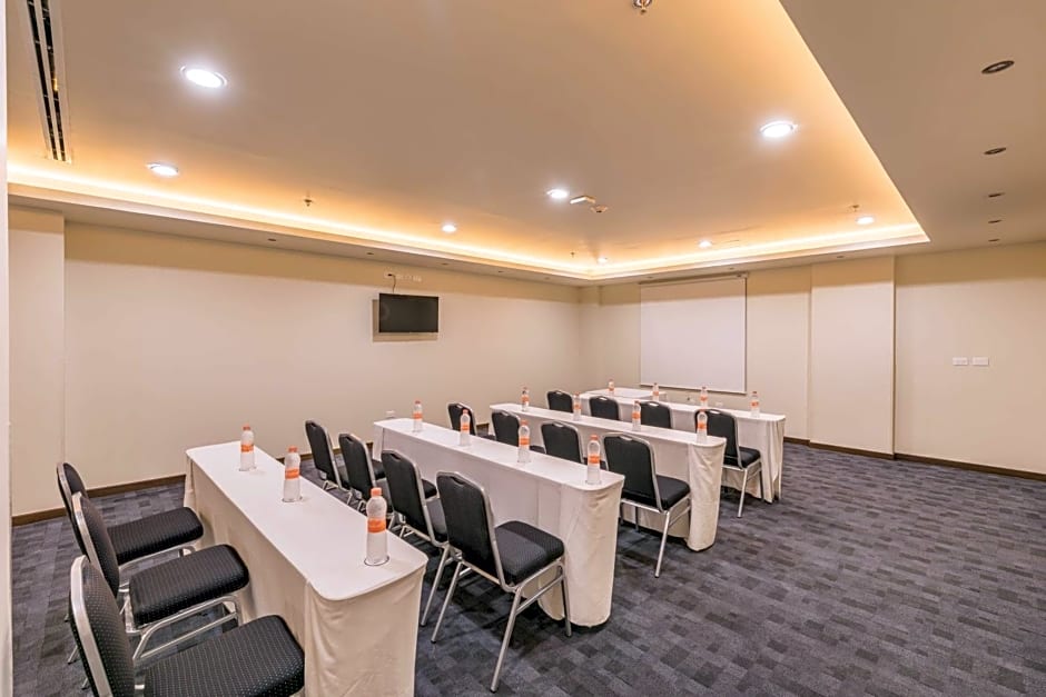 Hampton Inn & Suites by Hilton Salamanca Bajio
