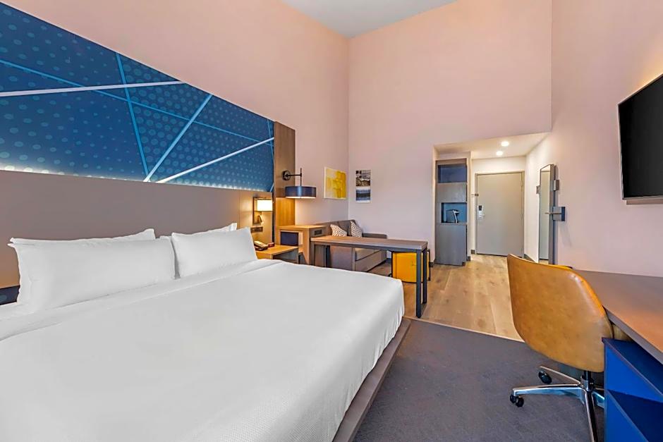 Comfort Inn & Suites Irvine Spectrum