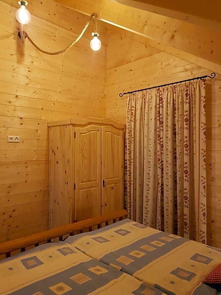 Auszeit Almhaus Schmalzbauer