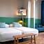Casa Gracia Barcelona Hostel