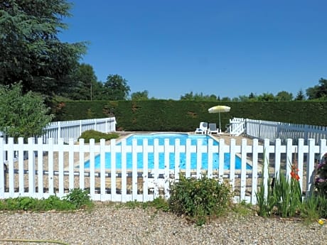 LE CLOS D'EMELINE