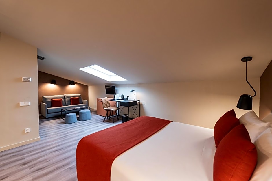 Atenea Rekord Suites