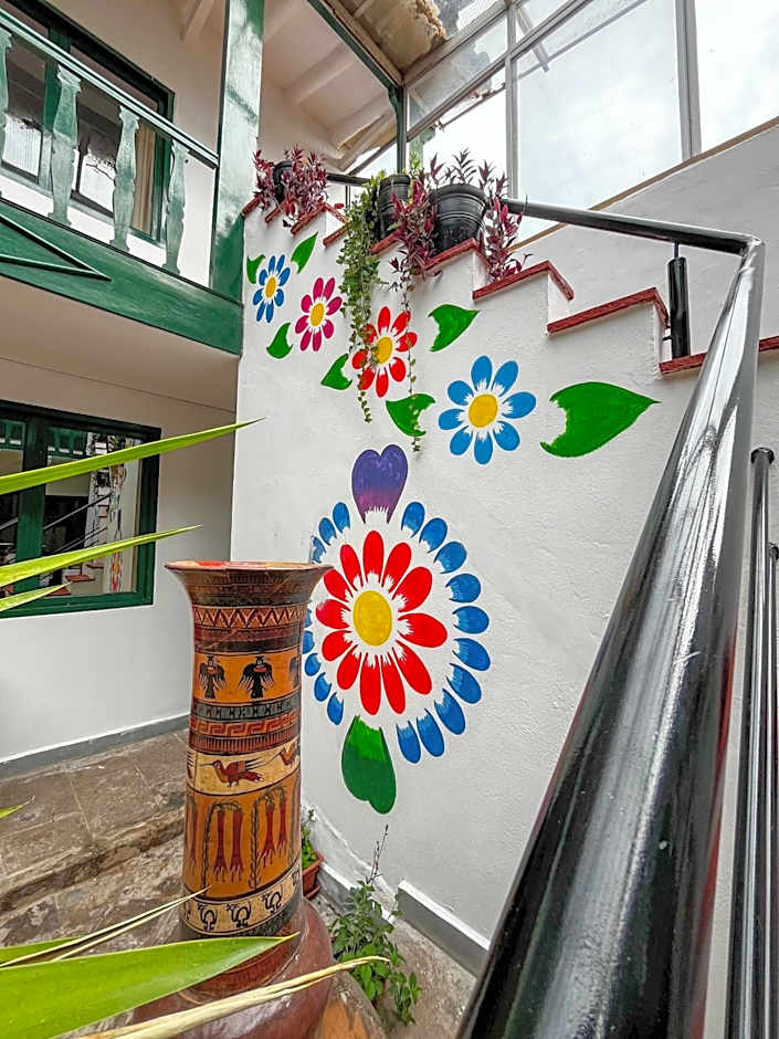 Cusco Plaza Nazarenas