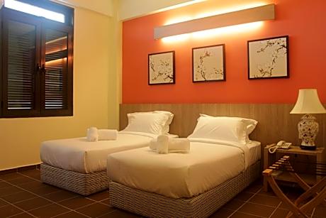 Deluxe Twin Room without window