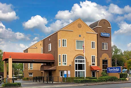 Hotel Vinea, a Travelodge by Wyndham